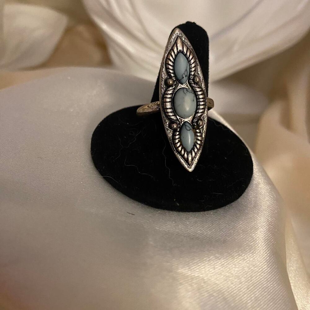 Vintage Marquise style Ring with Blue Opaline Stones